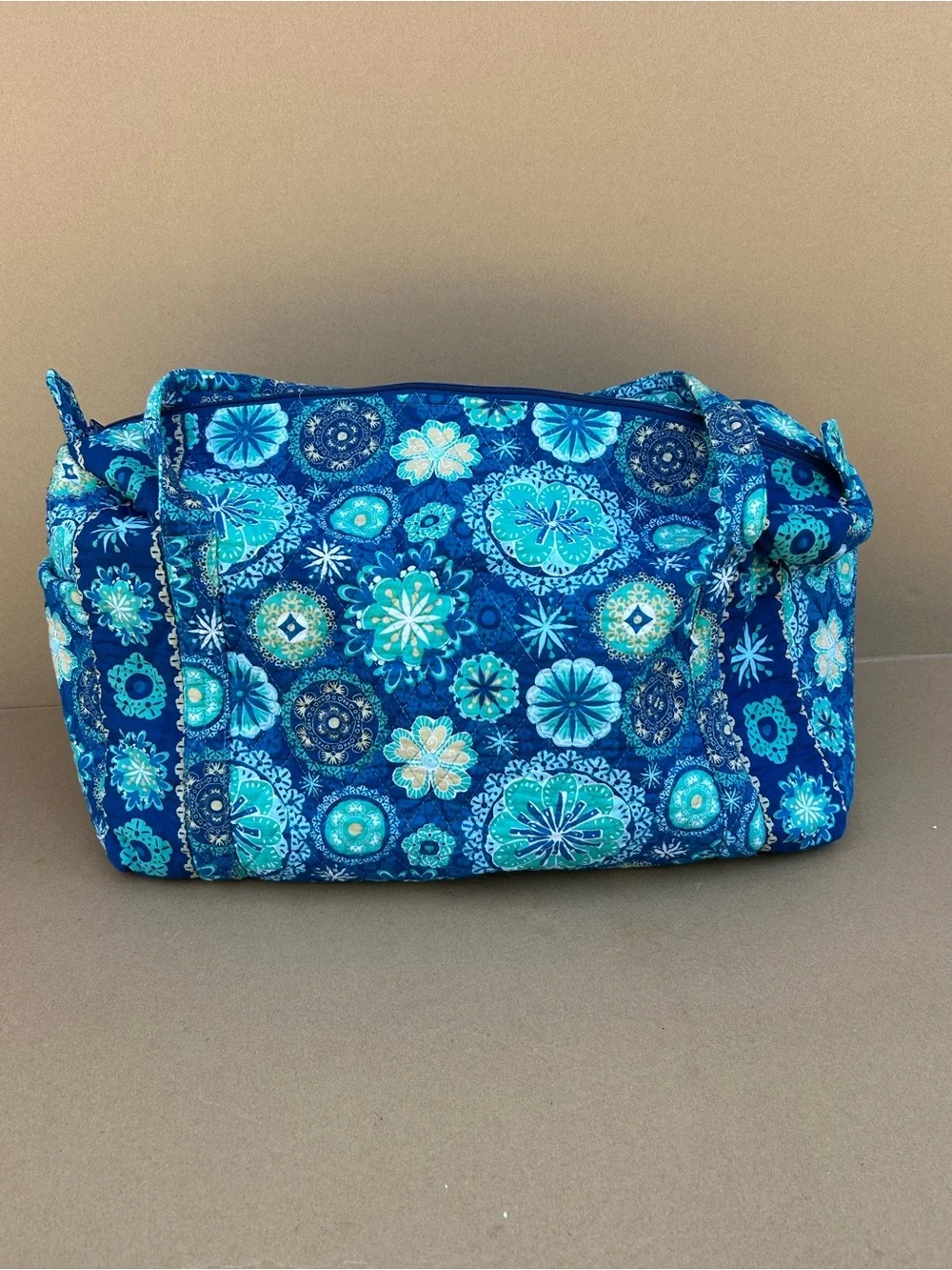 Vera Bradley Duffel Bag Quilted Medium Travel weekender Blue Floral Medallion
